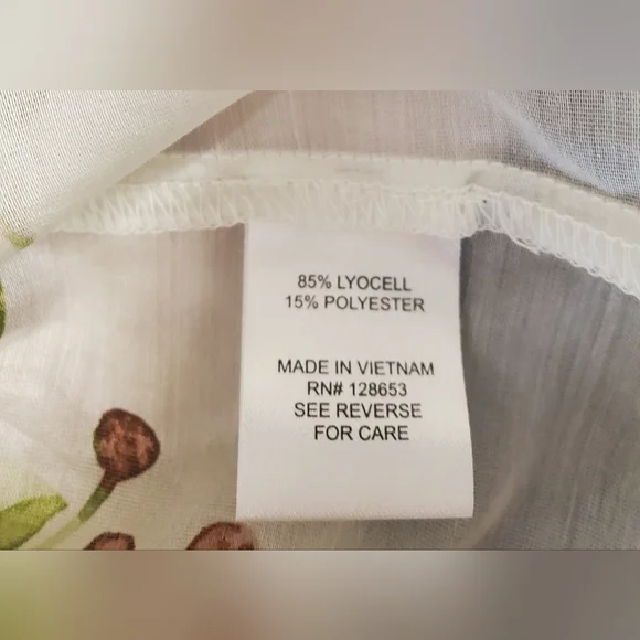 Bailey / 44 Floral Button-Up Blouse - Picture 6 of 6